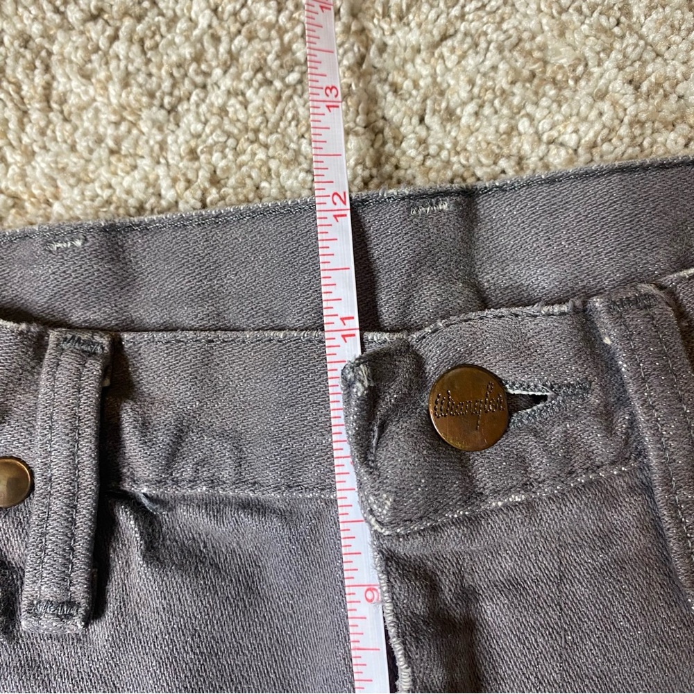 Vintage Wrangler Cut-Off Long Jean Shorts - Picture 9 of 11